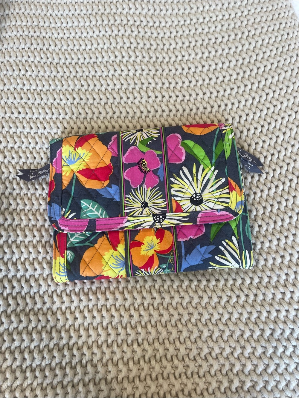 Vera Bradley tri-fold travel organizer | NWOT